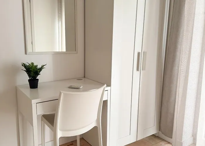 Living Orlando Corigliano Calabro